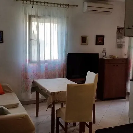 Apartman Mira